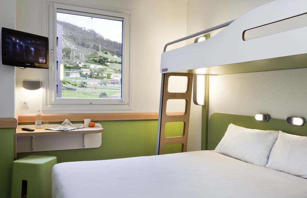 Ibis Budget Madrid Alcala De Henares La Dehesa מראה חיצוני תמונה
