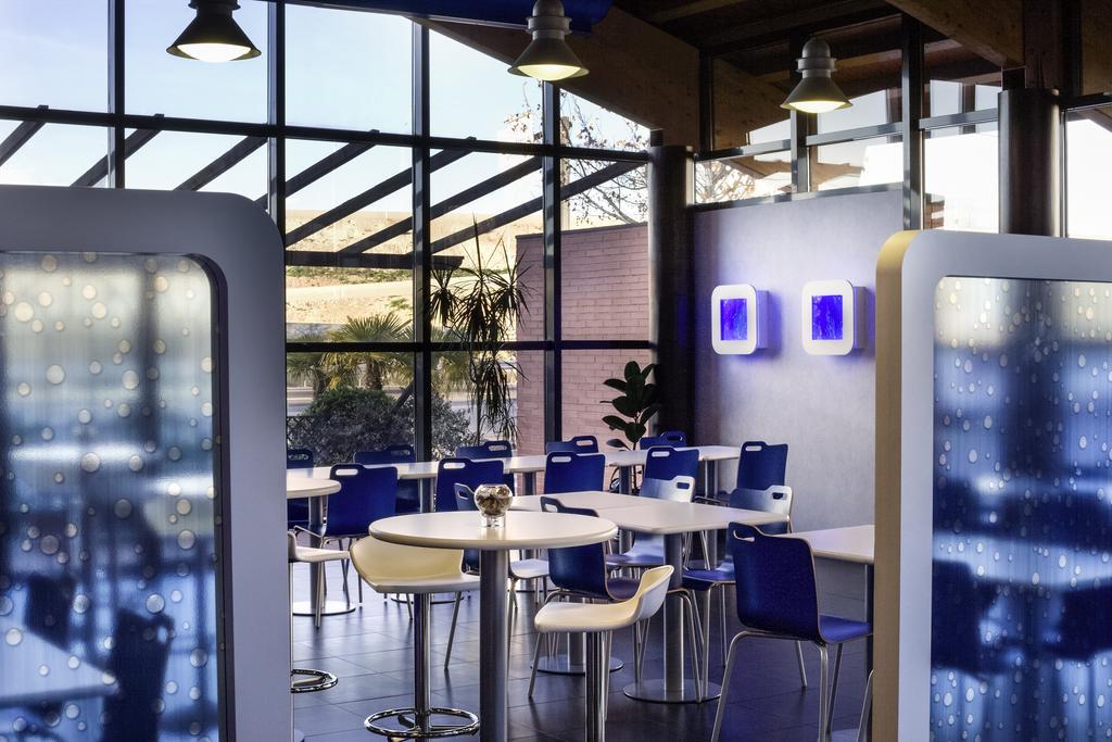 Ibis Budget Madrid Alcala De Henares La Dehesa מראה חיצוני תמונה